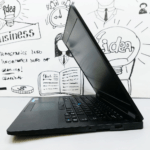 Latitude E7470 1.png